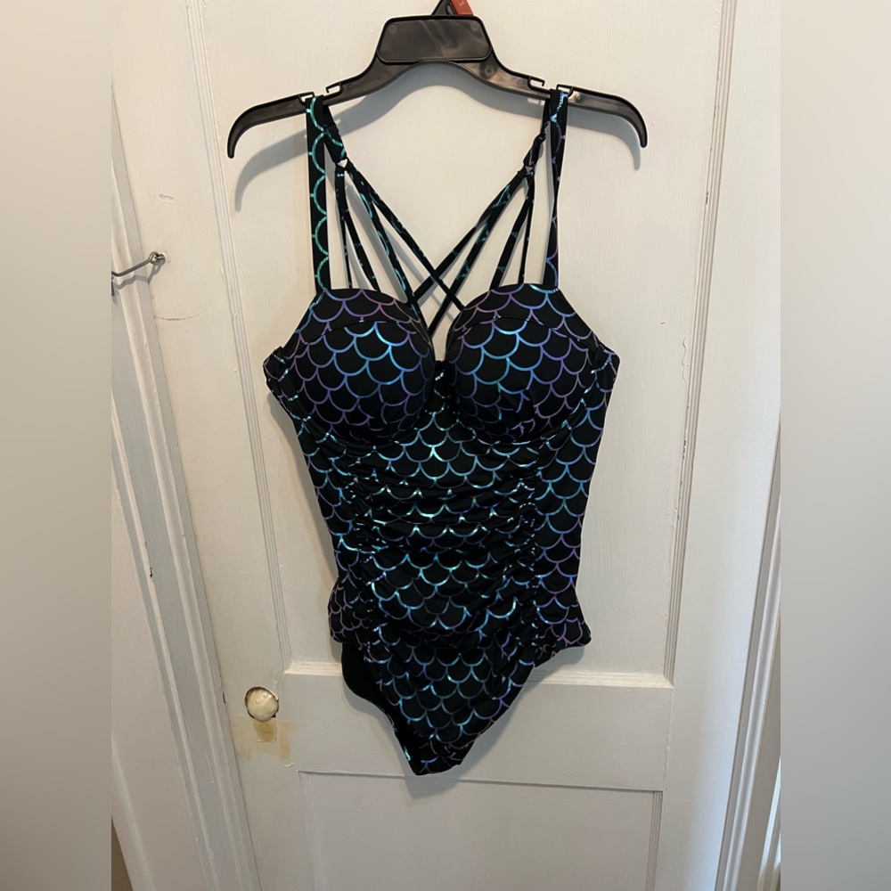 Torrid one piece swimsuit